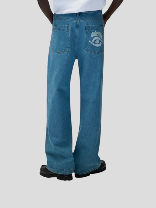 Back pocket graphic pants