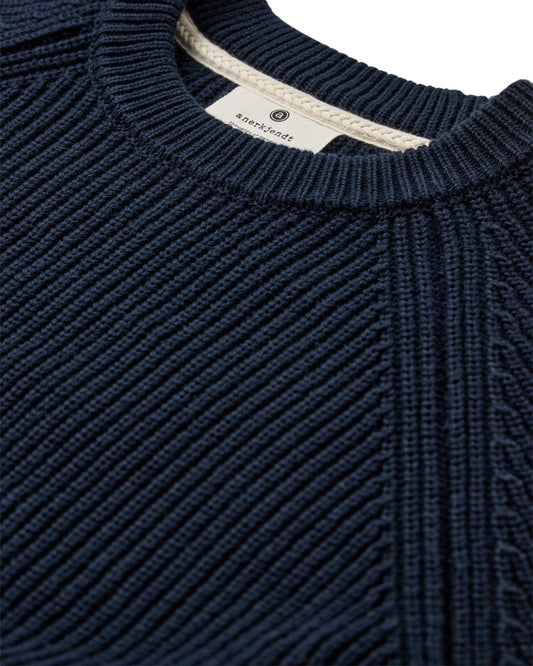 Aksune patent knit