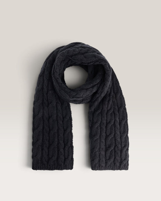 Wool cable knit scaf