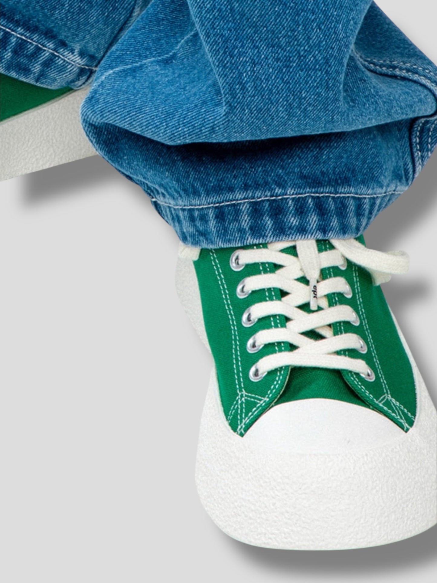 Dive canvas green