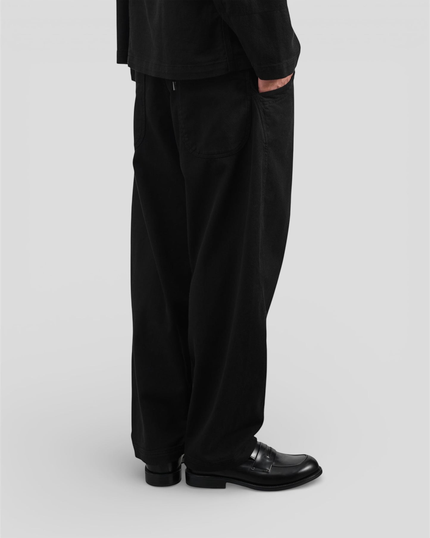 Twisted seam jean