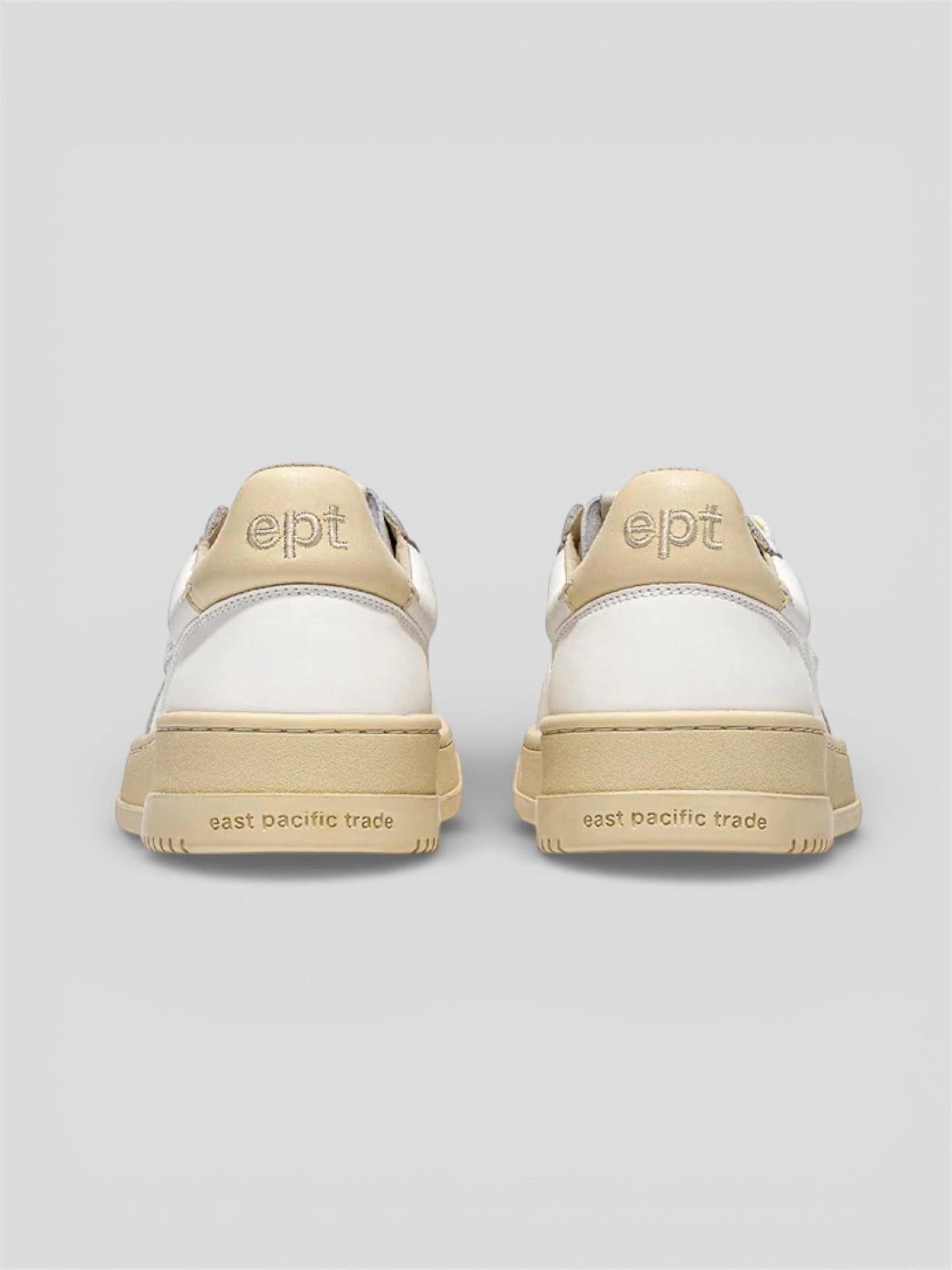Court Off white
