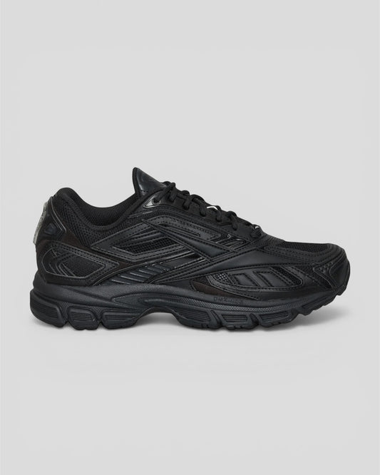 Road ultra black