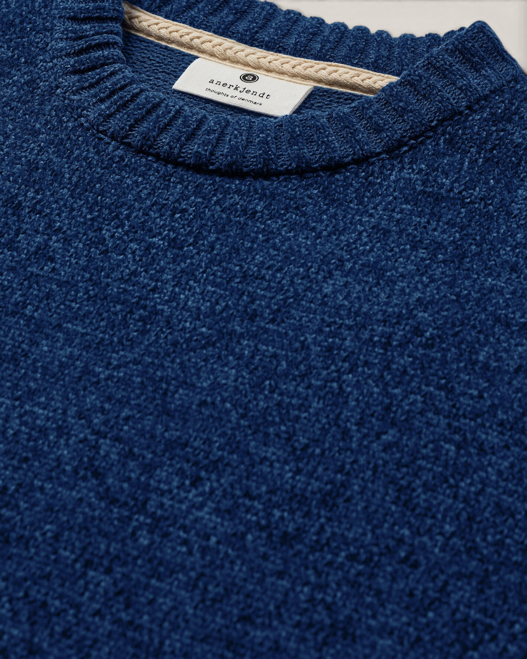 Aksune chenille knit