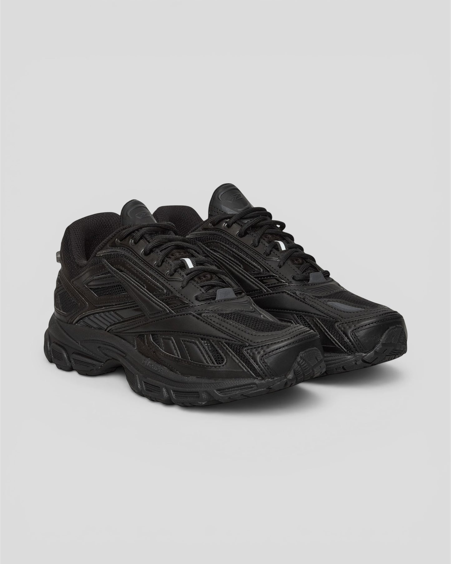 Road ultra black
