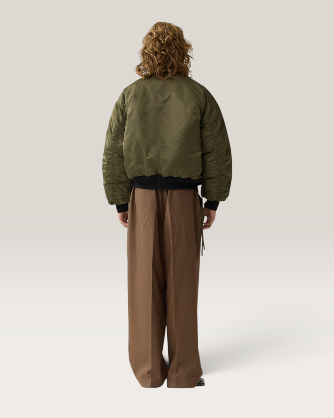 Reversible bomber jacket