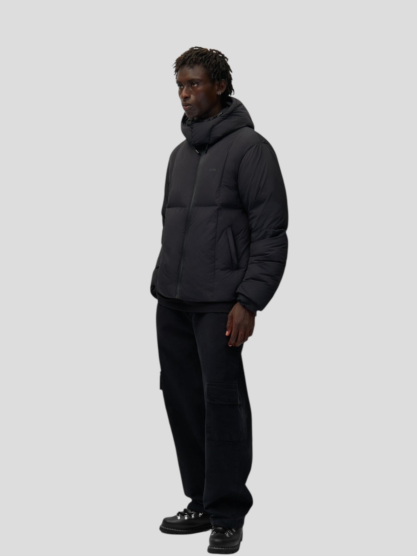 Special cuts puffer jacket