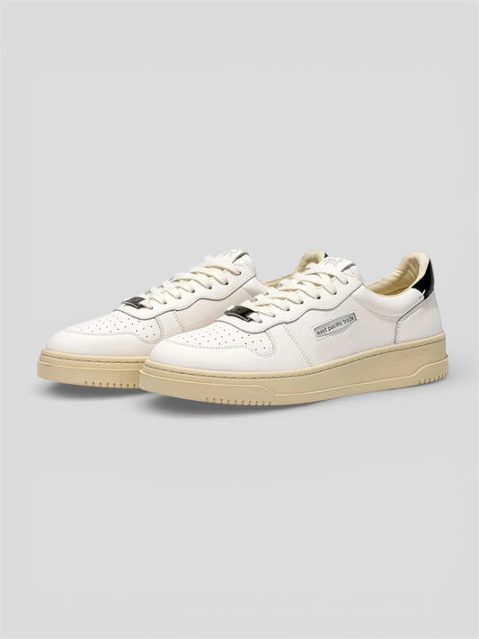 Court off white/black