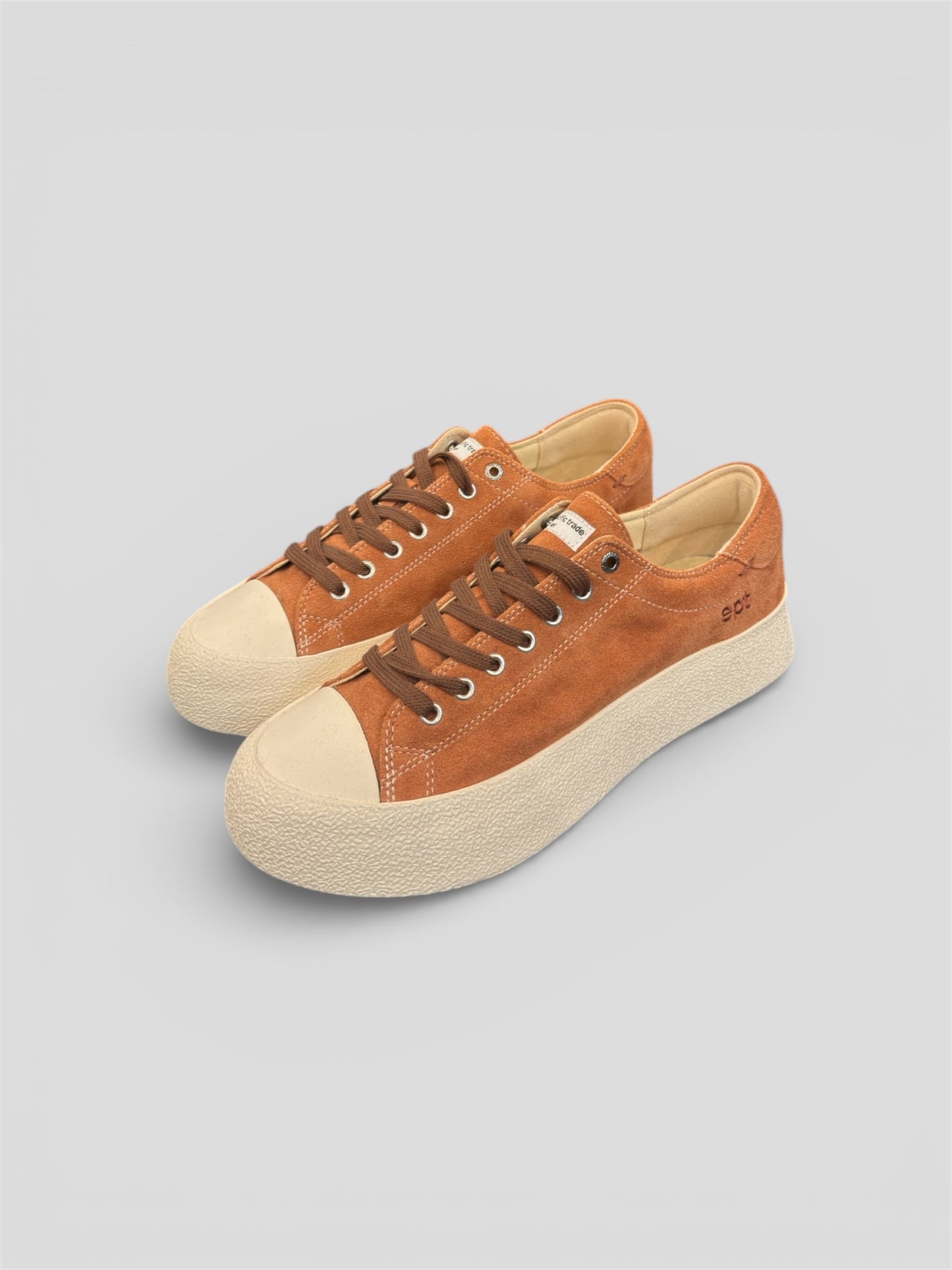 Dive nabuk brown